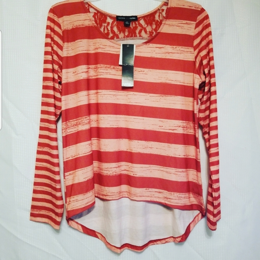 Circles & Cycles XL High Low Blouse